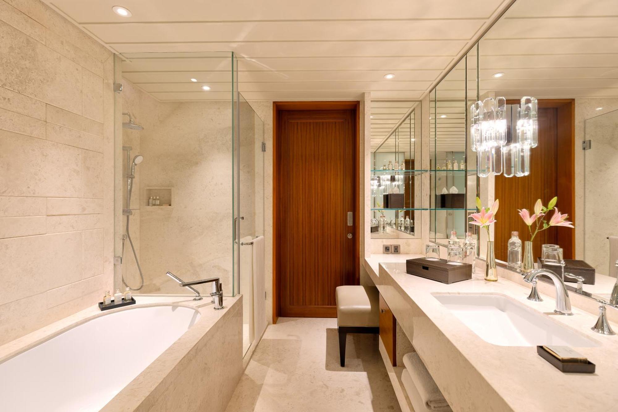 The Leela Hyderabad Banjara Hills Exterior foto