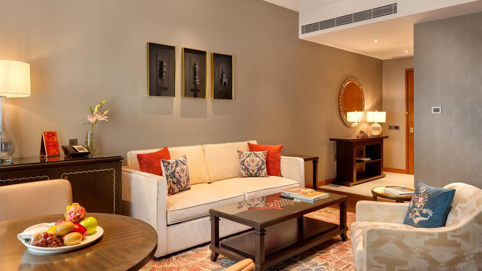 The Leela Hyderabad Banjara Hills Exterior foto