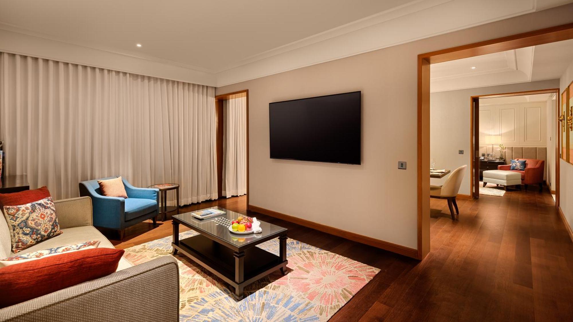 The Leela Hyderabad Banjara Hills Exterior foto