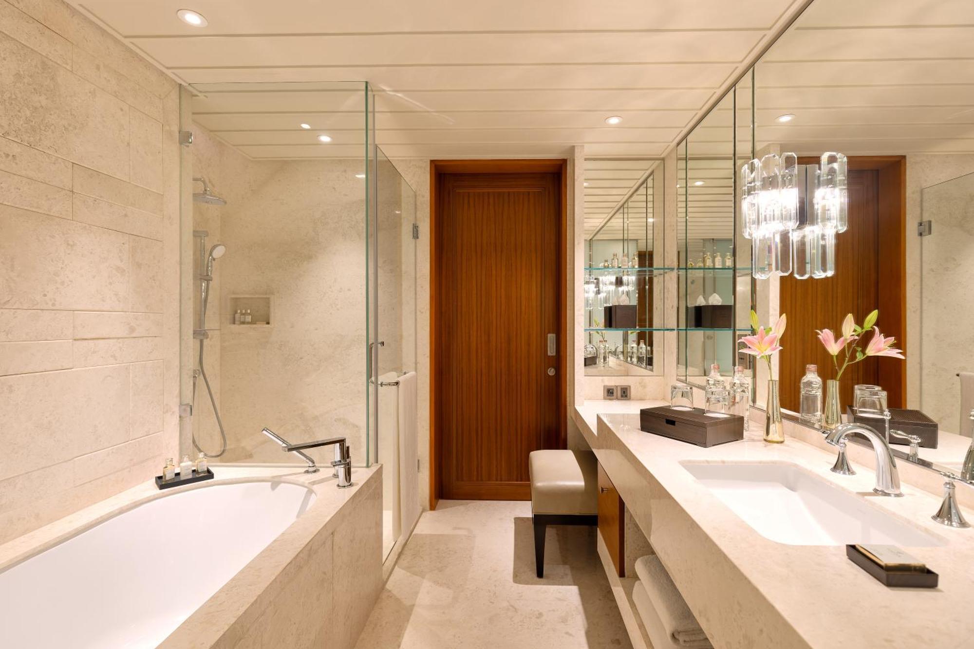 The Leela Hyderabad Banjara Hills Exterior foto