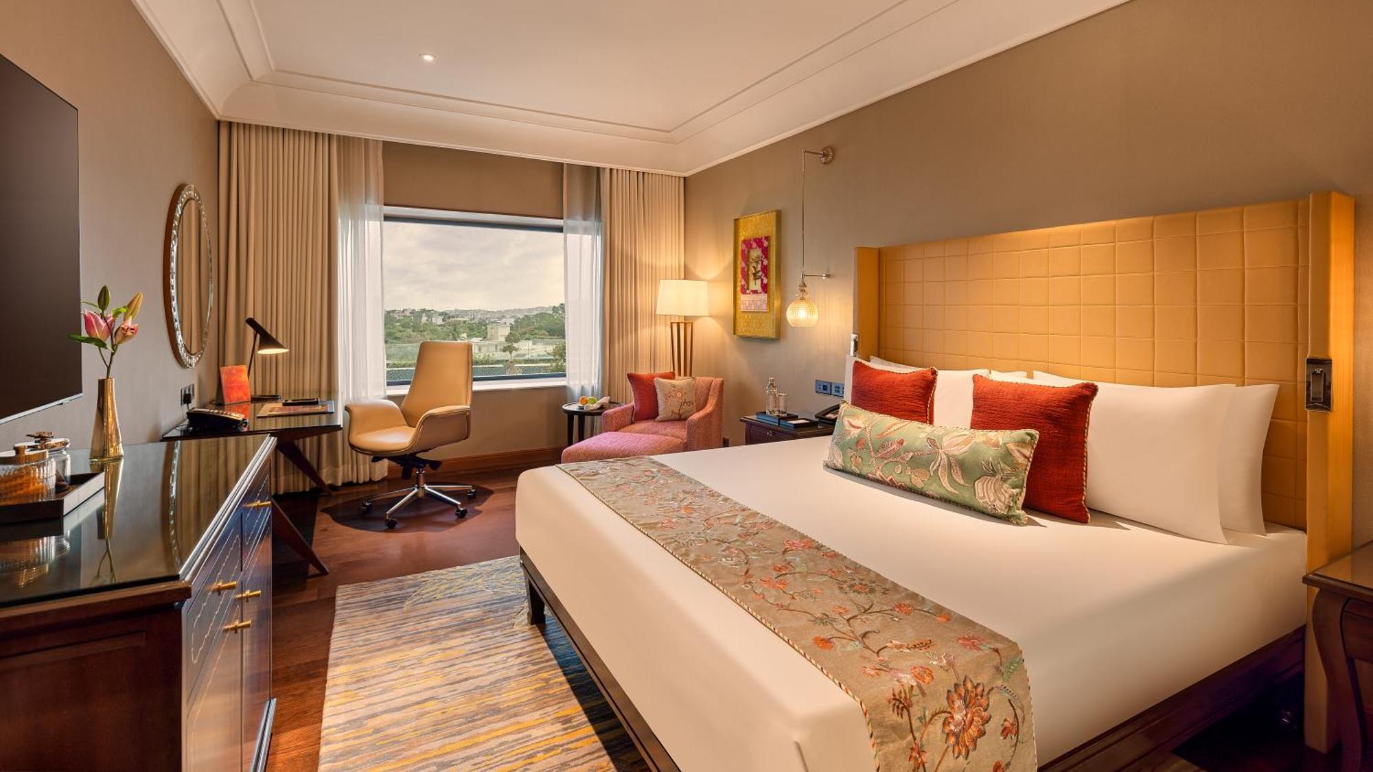 The Leela Hyderabad Banjara Hills Exterior foto