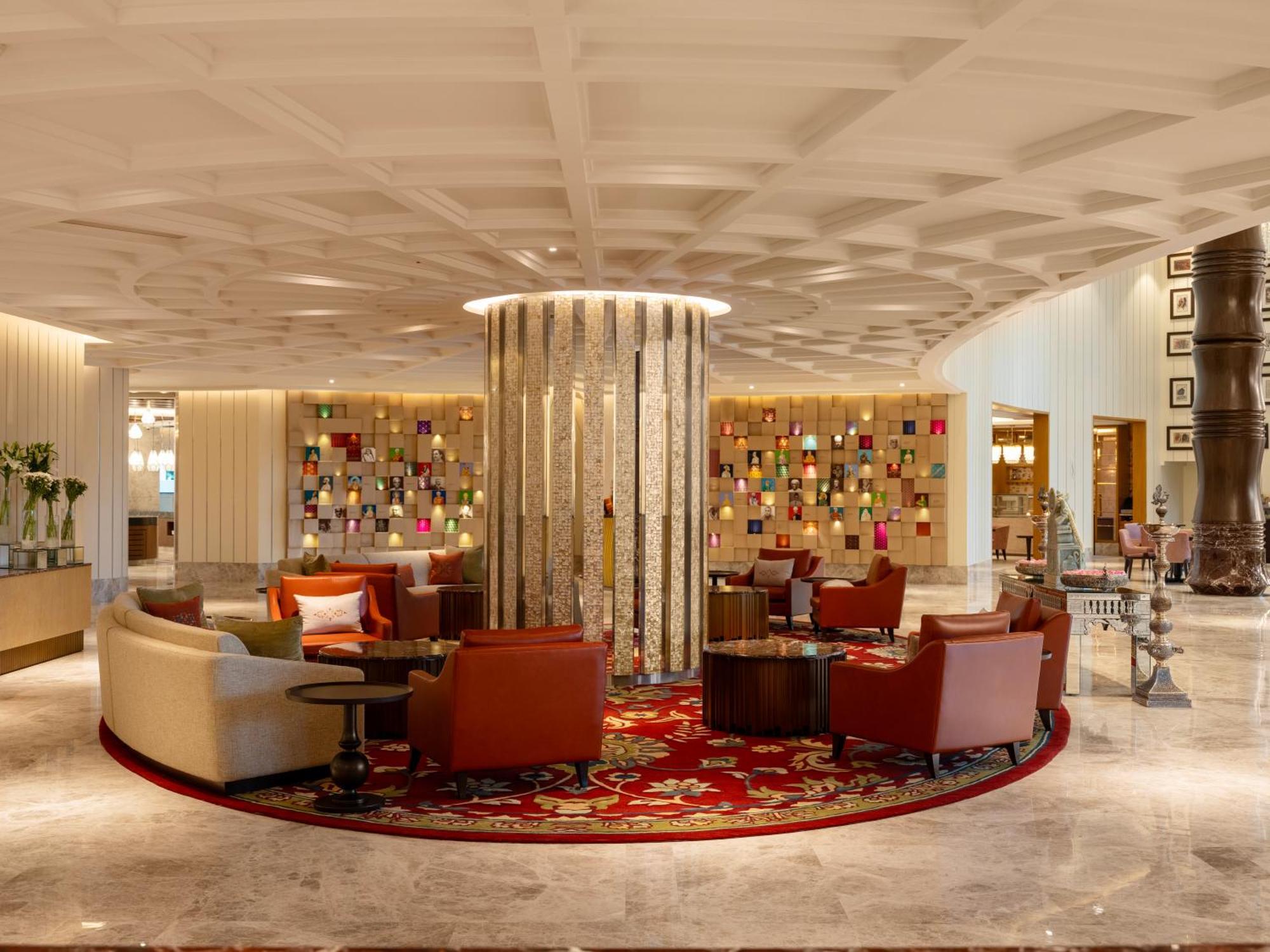 The Leela Hyderabad Banjara Hills Exterior foto